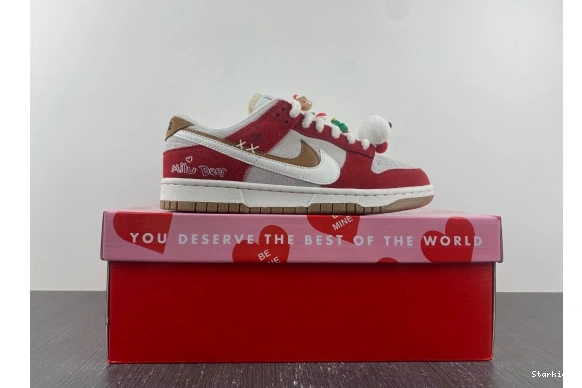 Nike Dunk Green Brown SB 85 Christmas DO9457-112 Red White Low 0924